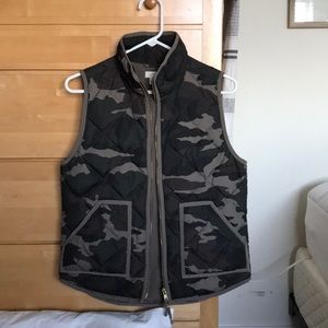 JCREW CAMO VEST